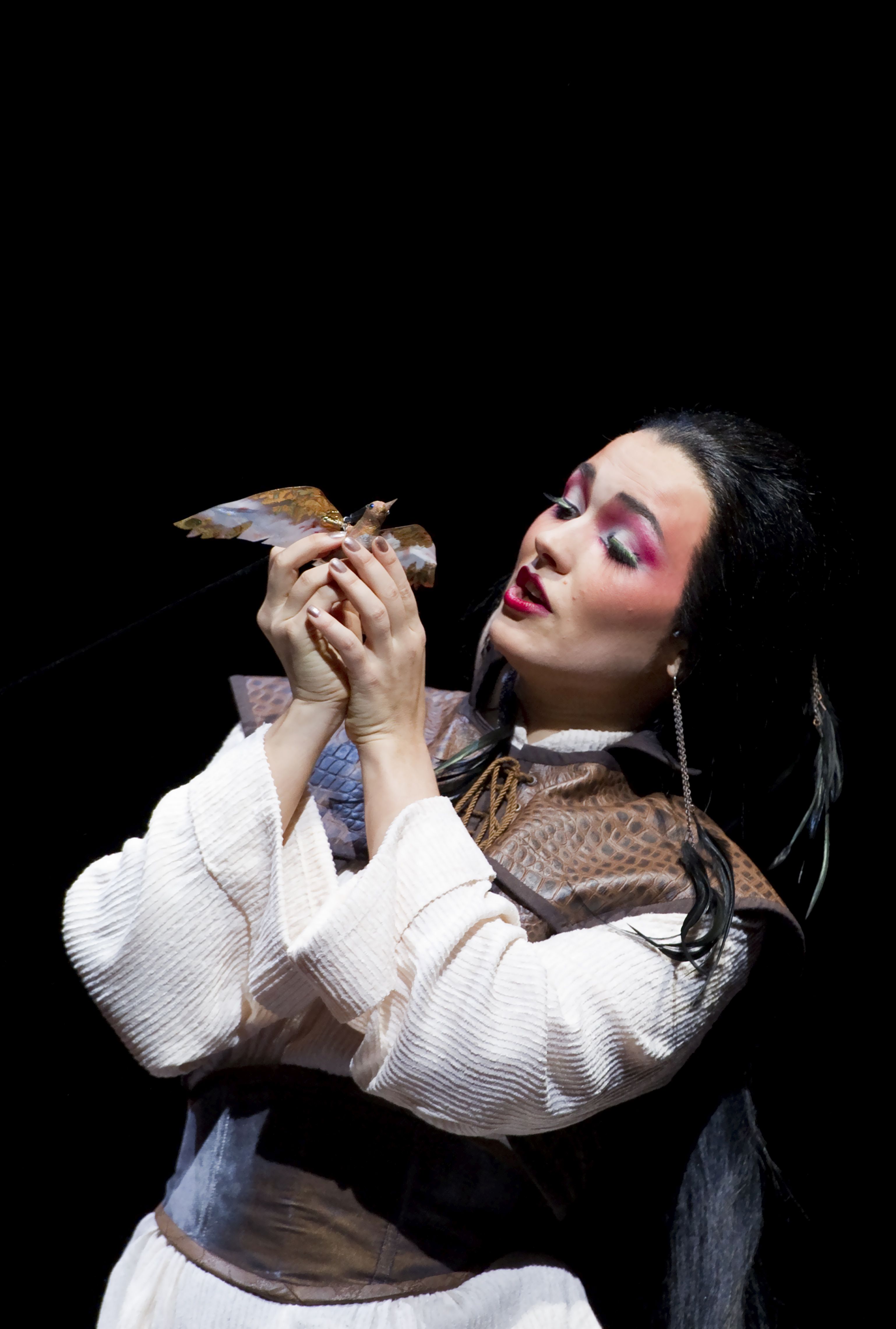 Xian Zhang (conductor), Robert Lepage (director), Sybille Wilson (preparation regie), Carl Fillion (sets), Mara Gottler (costumes), Étienne Boucher (light), Michael Curry (marionnettes design), Martin Genest (marionnettes choreography), Caroline Tanguay (preparation marionnettes choreography), Philippe Beau (concept Chinese shadow puppets)