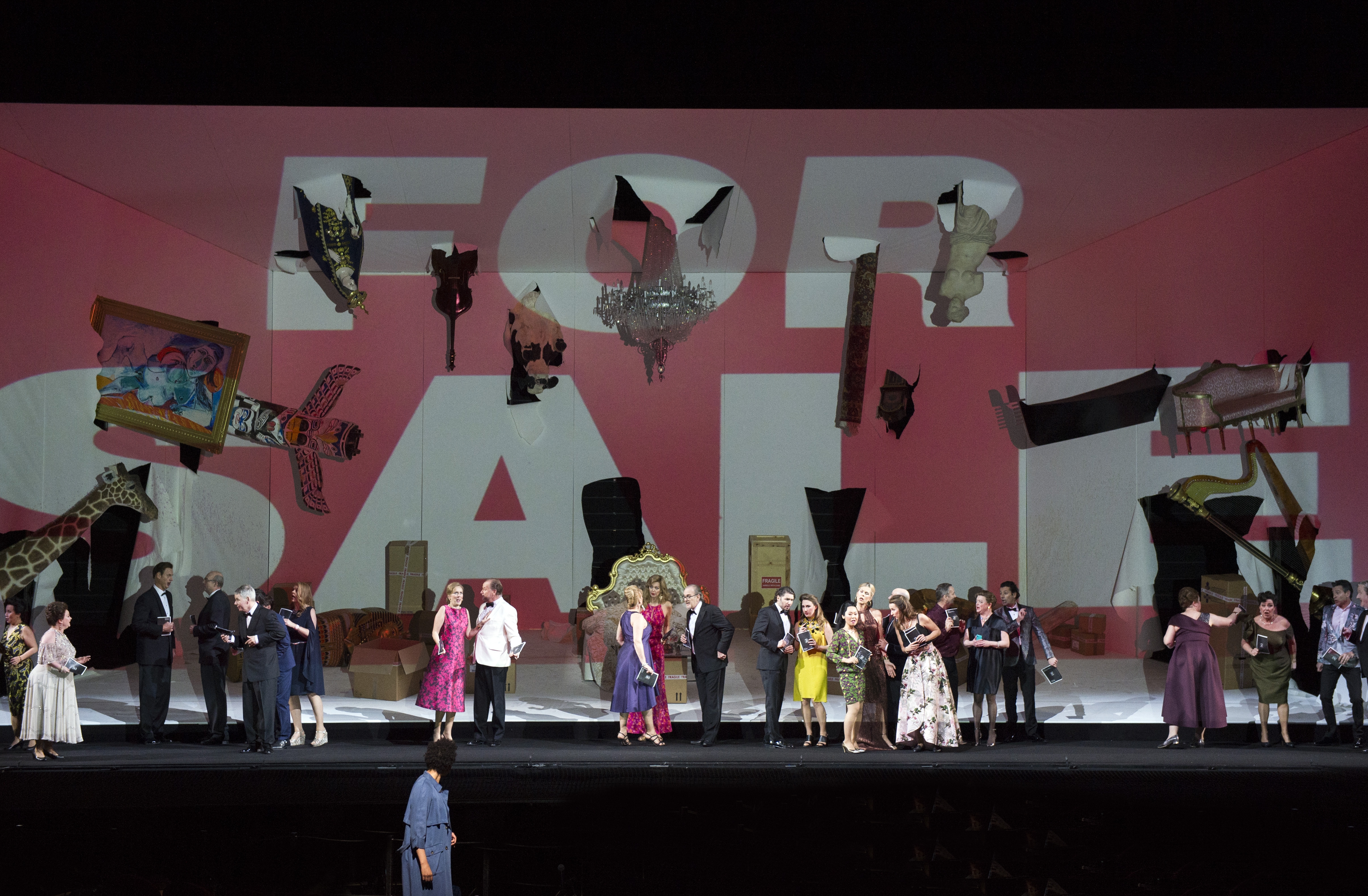 Koor van De Nationale Opera, met op de voorgrond Julia Bullock (Anne)