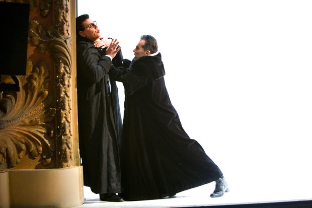 Carlos 549883af1dd31