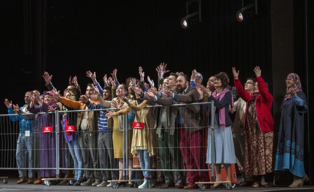 Koor: musicAeterna Credits: Ruth Walz