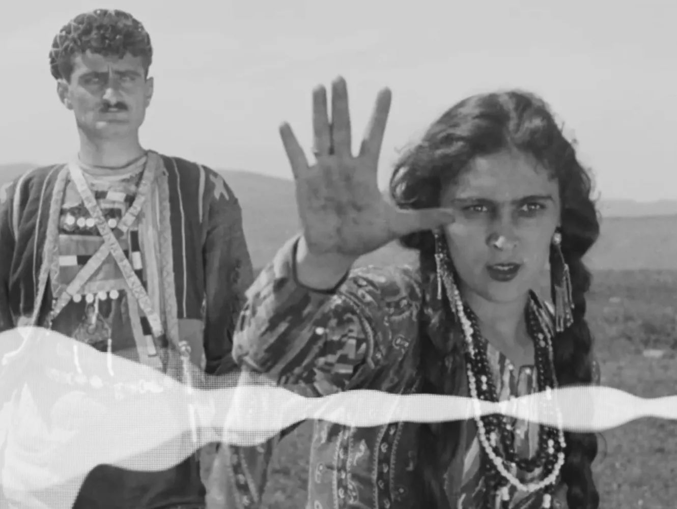 Invitation to a Murder - Apple TV, image size:1330x1000